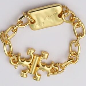 ✨️NWOT✨️Tory Burch Torsade Gold Bracelet
